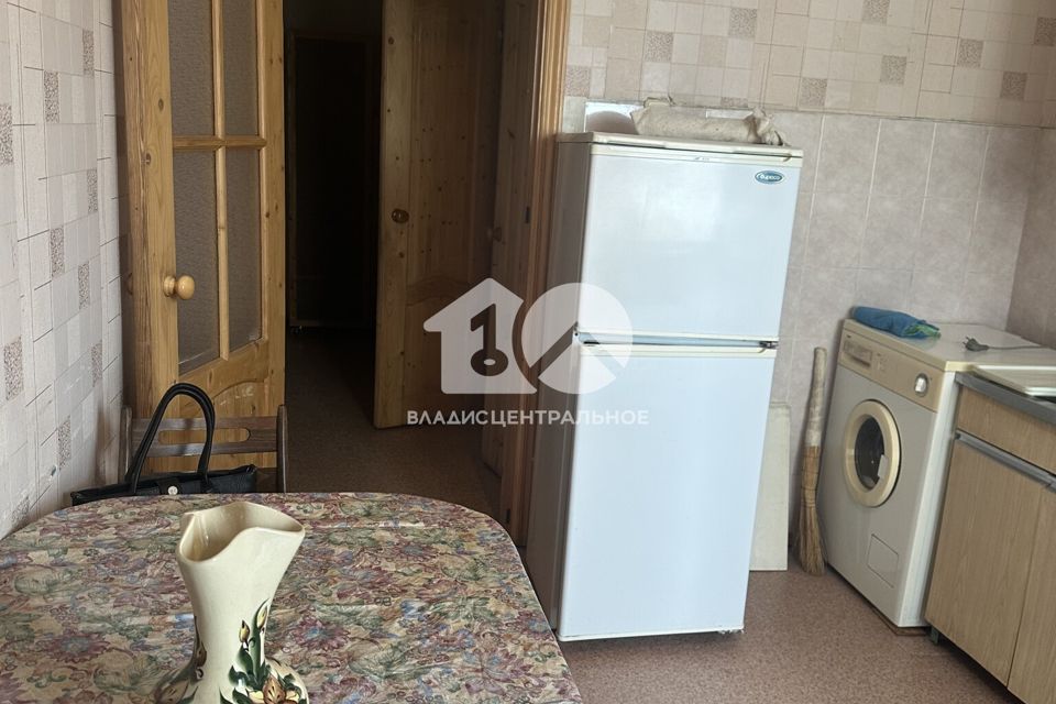 Сдаётся 2-комнатная квартира, 56 м²