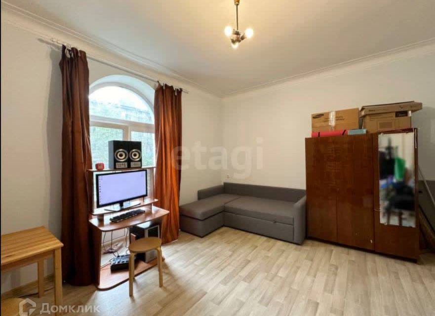 Продаётся комната в 1-комн. квартире, 20 м²