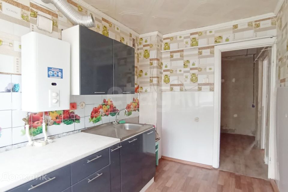 Продаётся 3-комнатная квартира, 58.2 м²