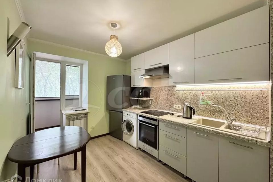 Сдаётся 1-комнатная квартира, 38 м²