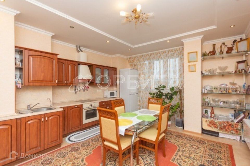 Продаётся 2-комнатная квартира, 86.2 м²
