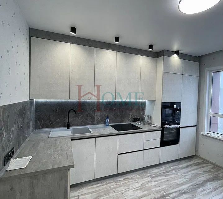 Сдаётся 1-комнатная квартира, 42 м²