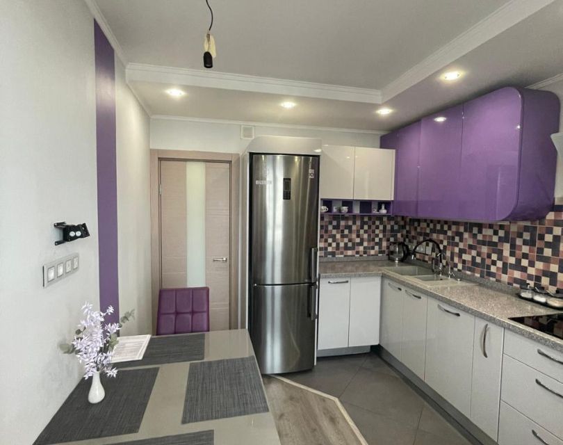 Продаётся 2-комнатная квартира, 57.7 м²