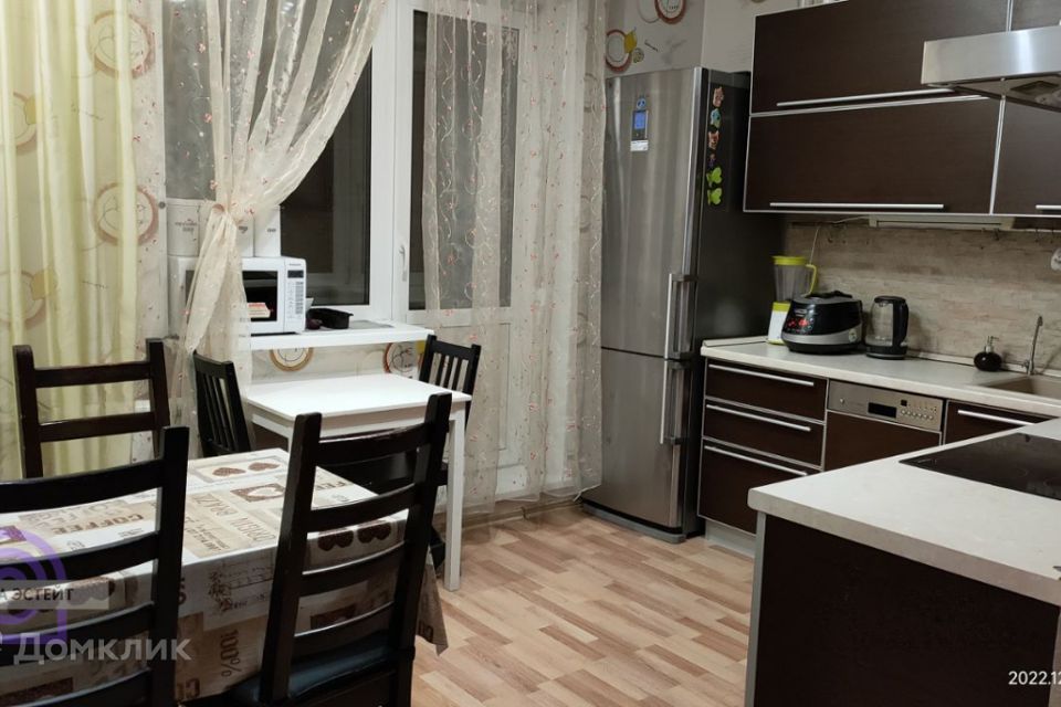 Продаётся 3-комнатная квартира, 95.3 м²