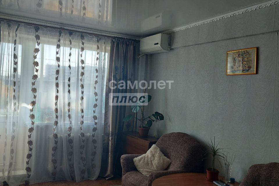 Продаётся 3-комнатная квартира, 56.6 м²