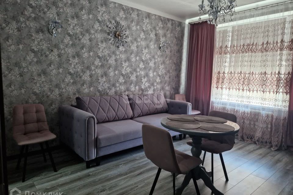 Продаётся 1-комнатная квартира, 48.3 м²