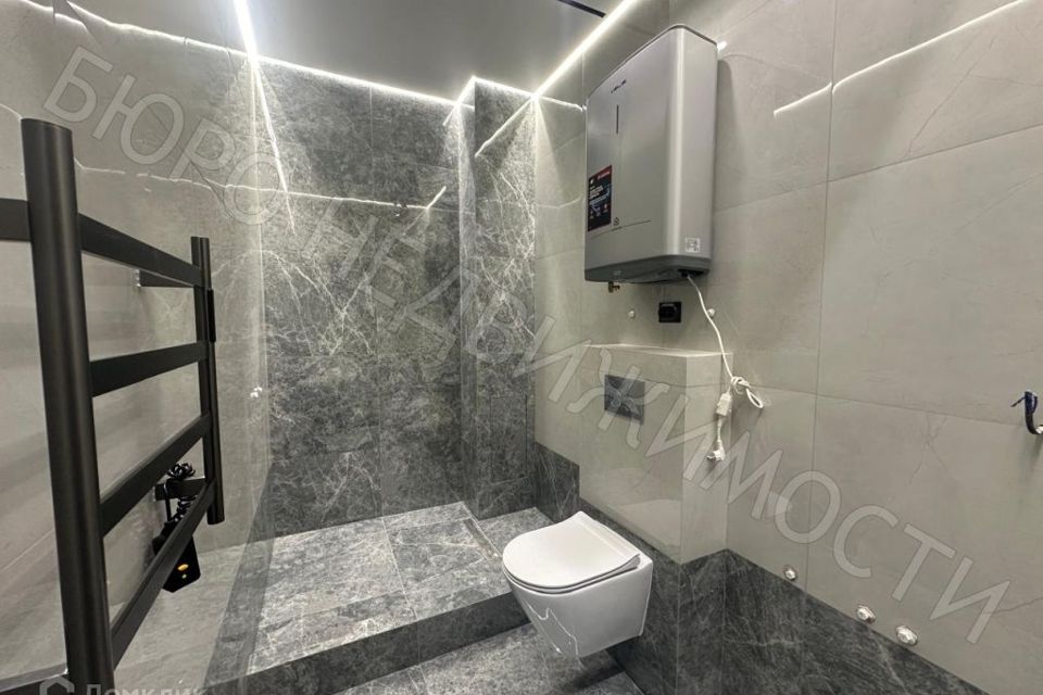 Продаётся 2-комнатная квартира, 65 м²