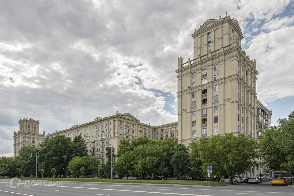 Продаётся 2-комнатная квартира, 70.7 м²