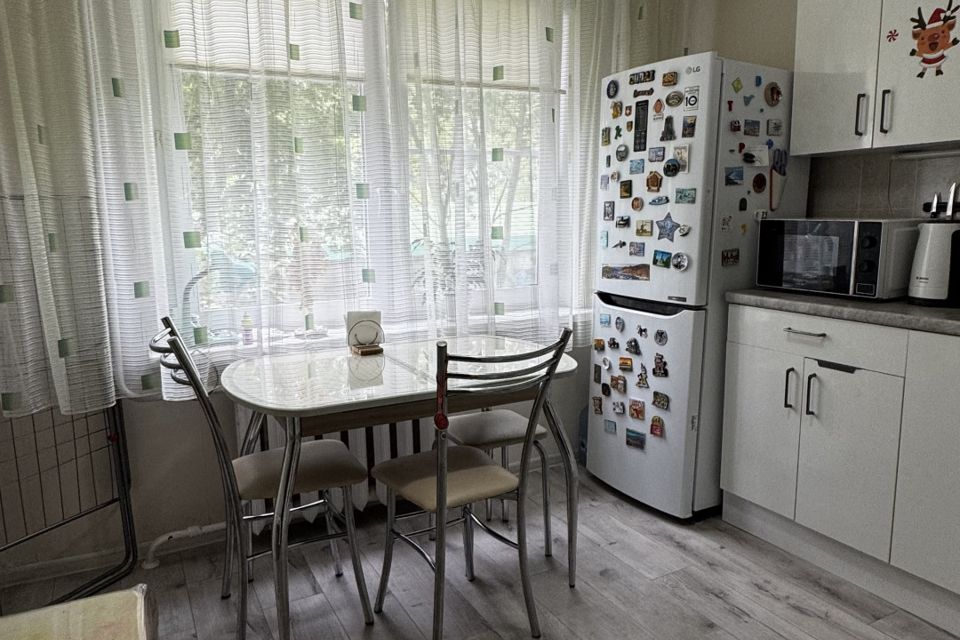 Продаётся 1-комнатная квартира, 30.5 м²
