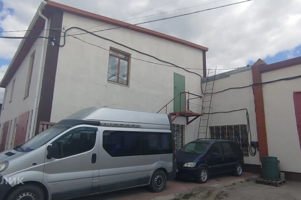 Сдаётся производственное помещение, 120 м²