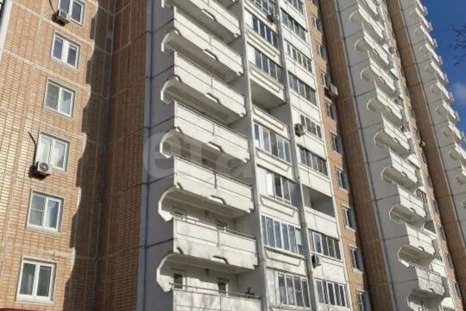 Продаётся 2-комнатная квартира, 57.2 м²