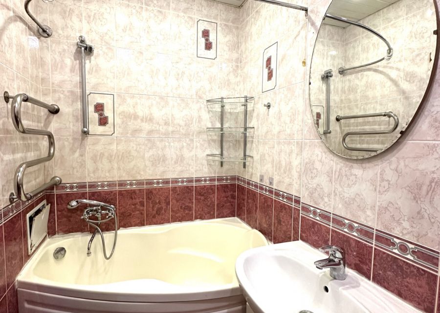 Продаётся 2-комнатная квартира, 58.3 м²