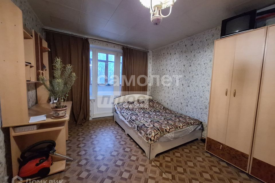 Продаётся 1-комнатная квартира, 32 м²