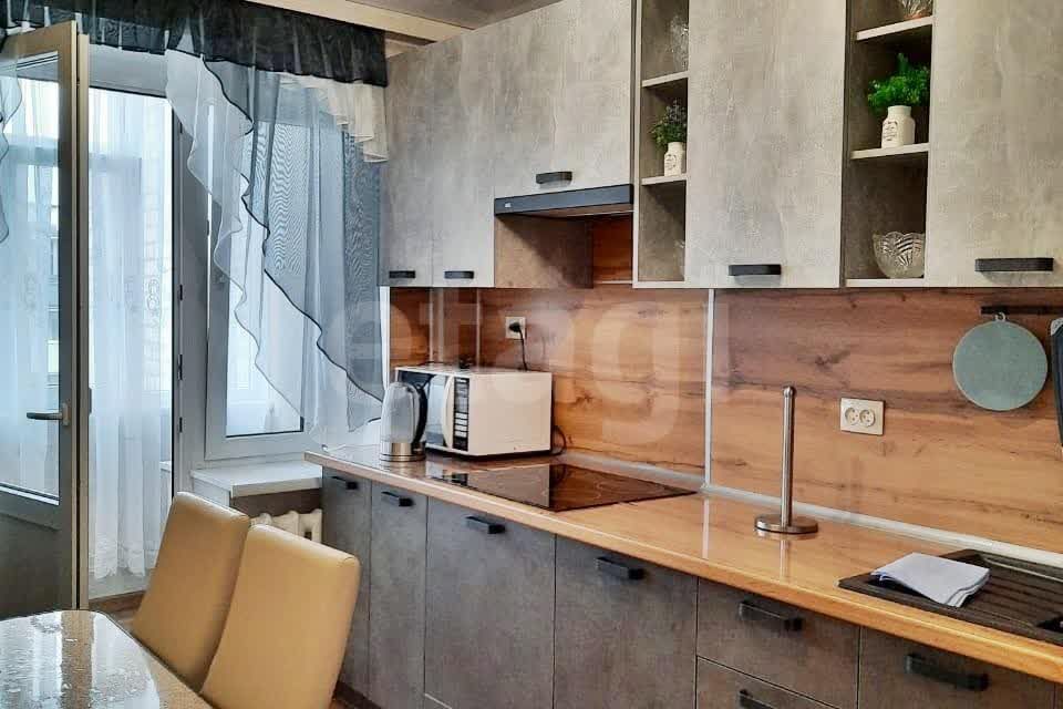 Продаётся 3-комнатная квартира, 65 м²