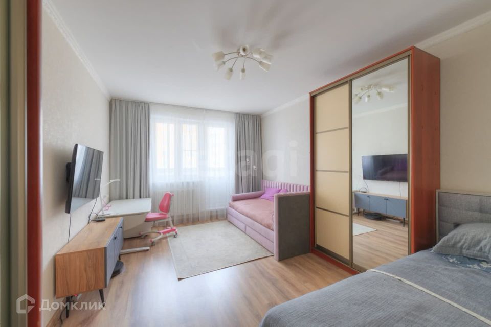 Продаётся 1-комнатная квартира, 38 м²