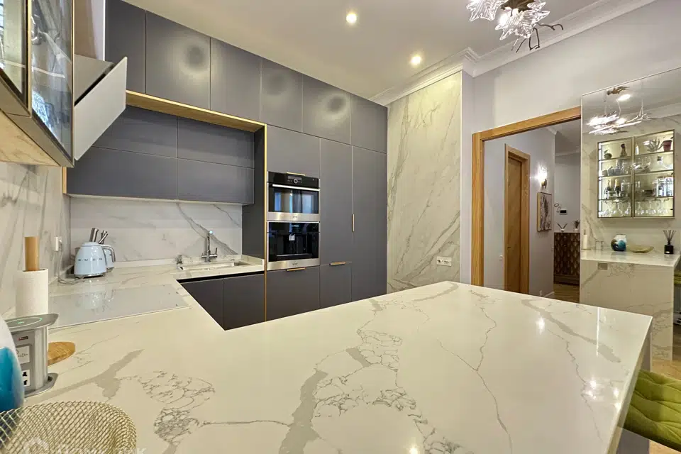 Продаётся 3-комнатная квартира, 72 м²
