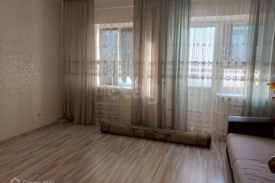 Продаётся 3-комнатная квартира, 92.2 м²