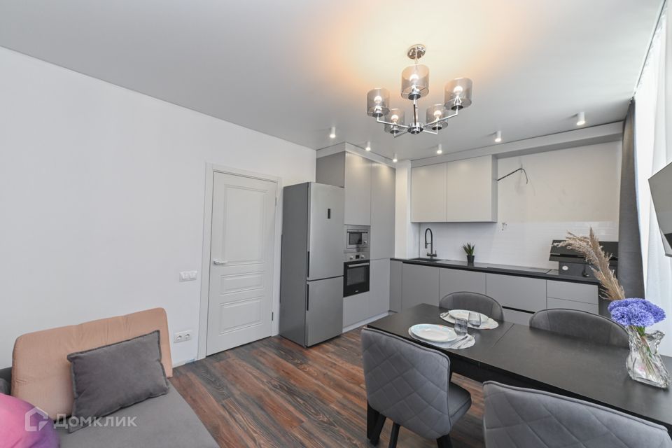 Продаётся 2-комнатная квартира, 58 м²