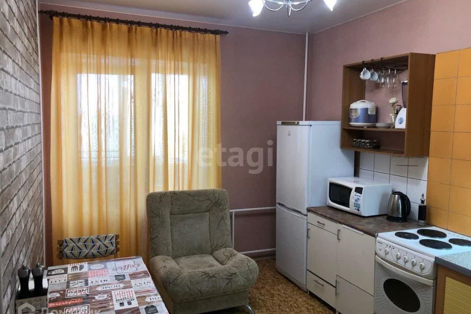 Продаётся 1-комнатная квартира, 45.8 м²