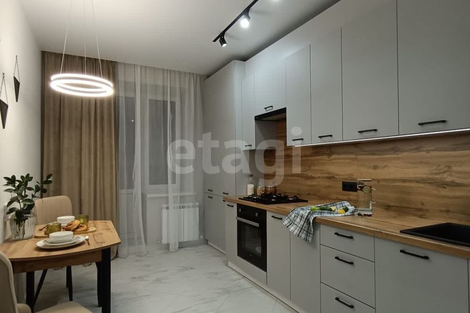 Продаётся 2-комнатная квартира, 60 м²