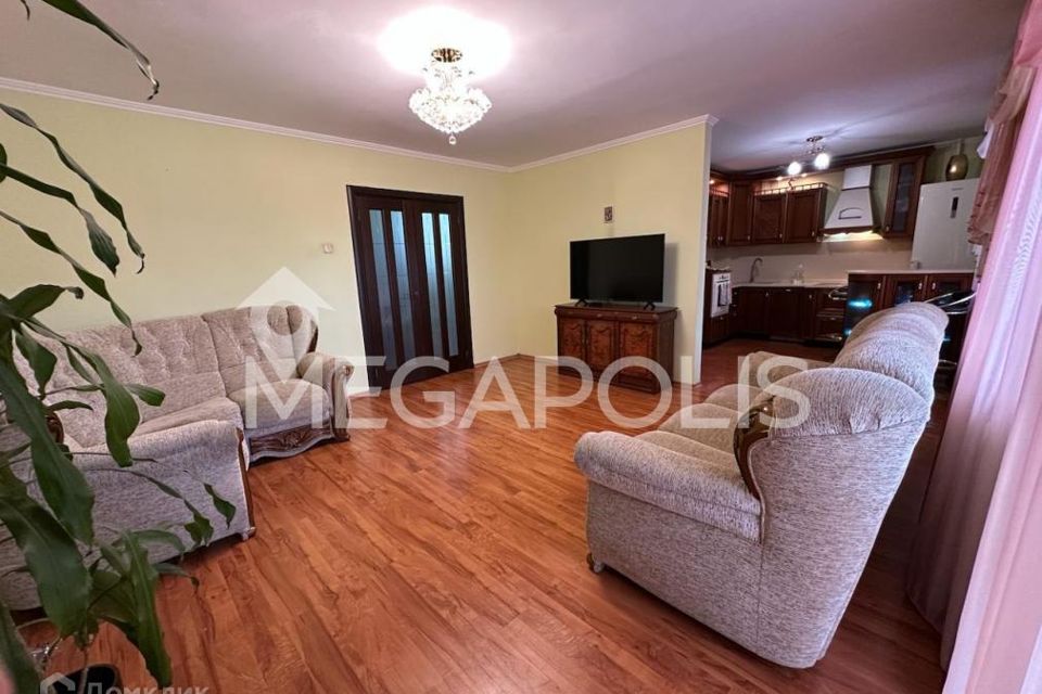 Продаётся 3-комнатная квартира, 93.9 м²