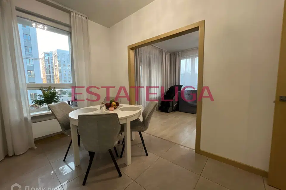 Продаётся 4-комнатная квартира, 102.2 м²