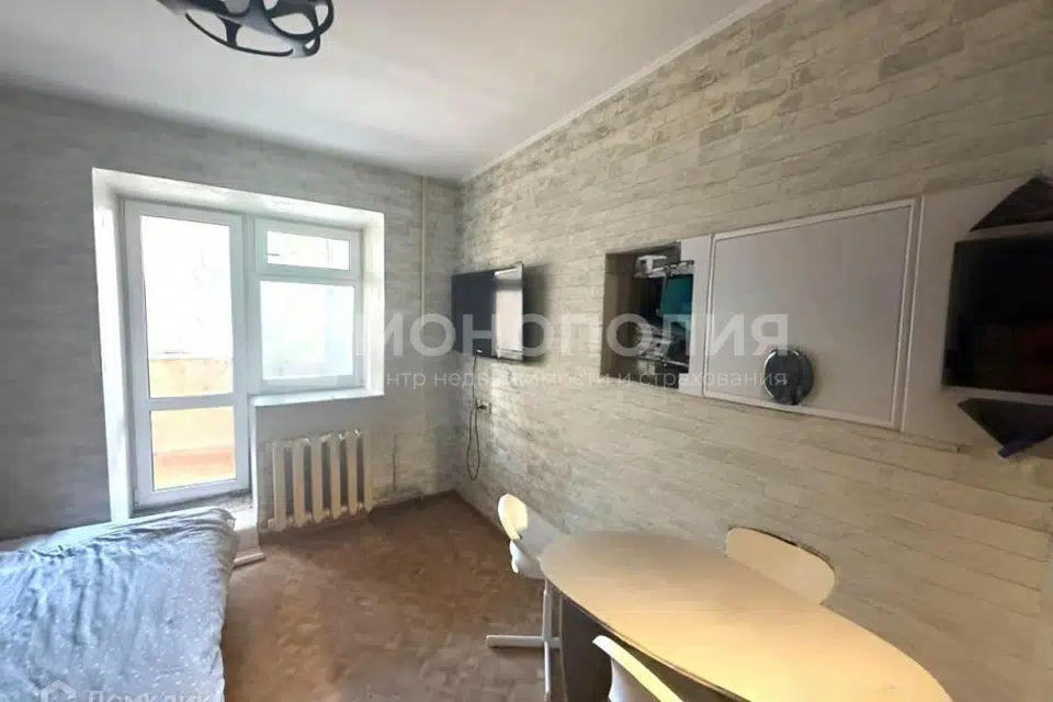 Продаётся 4-комнатная квартира, 93.3 м²
