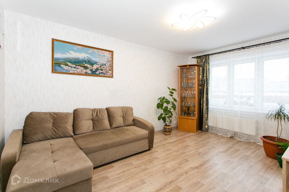 Продаётся 3-комнатная квартира, 72.7 м²