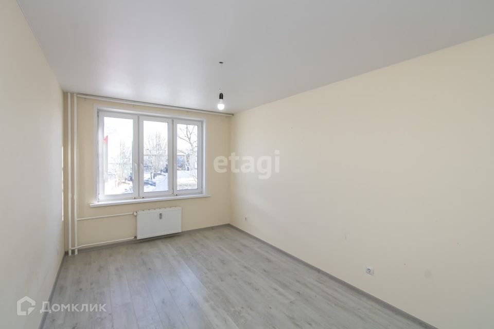 Продаётся 1-комнатная квартира, 37 м²