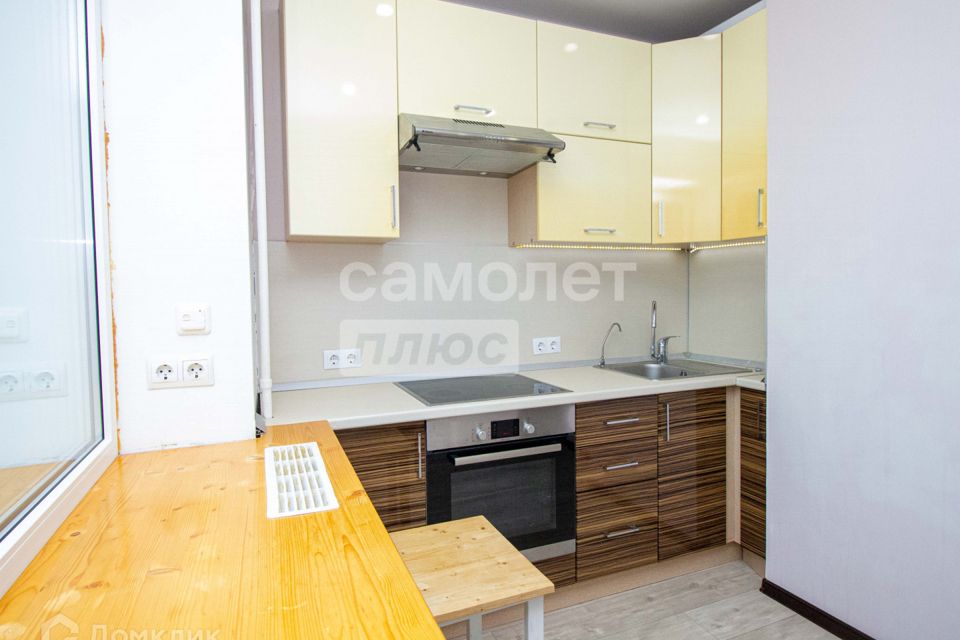 Продаётся 1-комнатная квартира, 37.8 м²