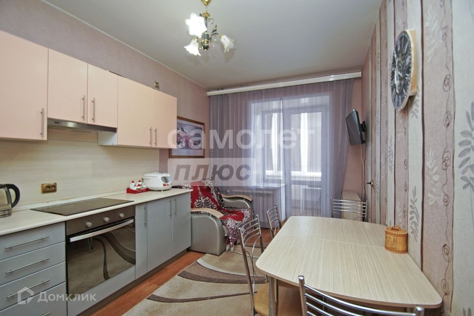 Продаётся 1-комнатная квартира, 37.8 м²
