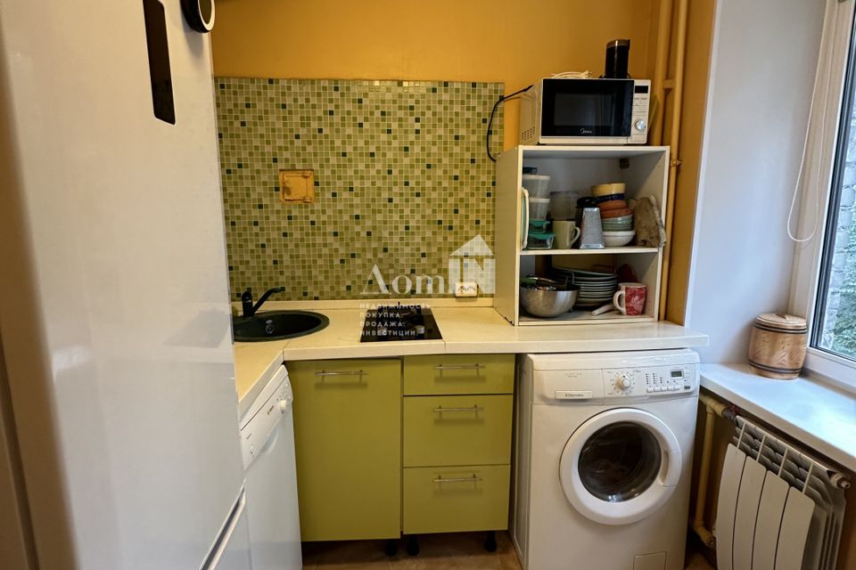 Продаётся 3-комнатная квартира, 54.6 м²