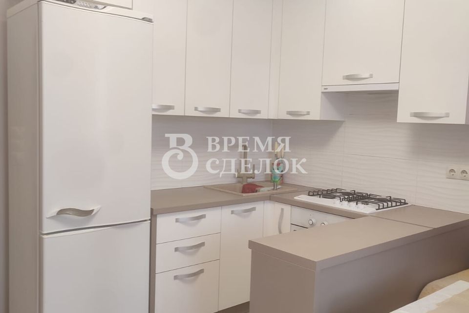 Сдаётся 1-комнатная квартира, 42 м²