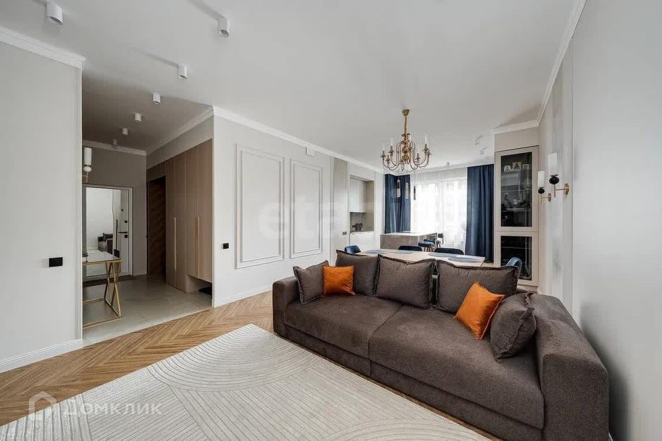 Продаётся 3-комнатная квартира, 117.2 м²