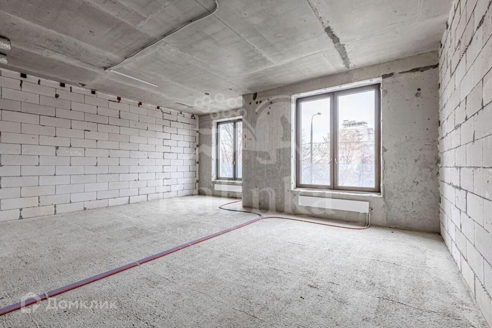 Продаётся 3-комнатная квартира, 146.8 м²