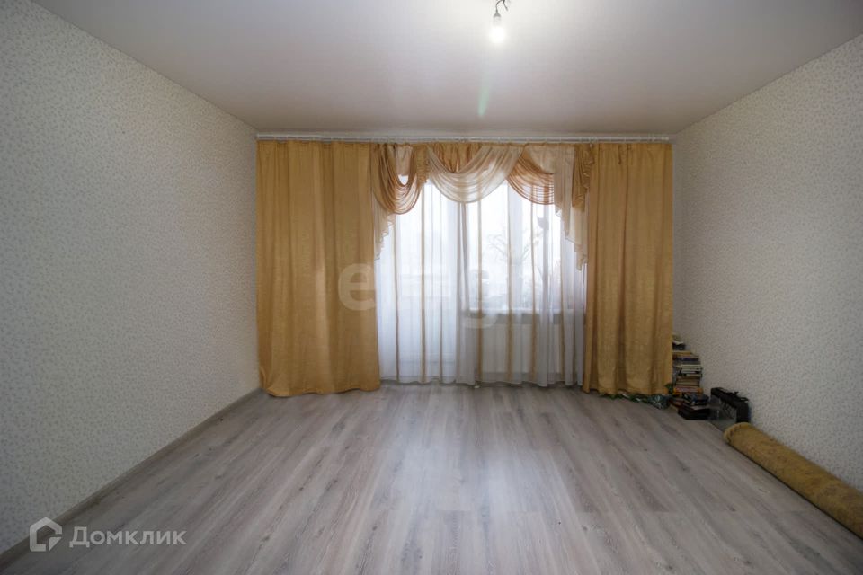 Продаётся 1-комнатная квартира, 44.8 м²