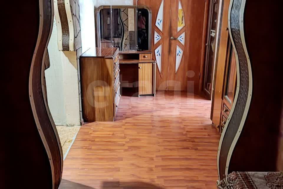 Продаётся 4-комнатная квартира, 98.1 м²