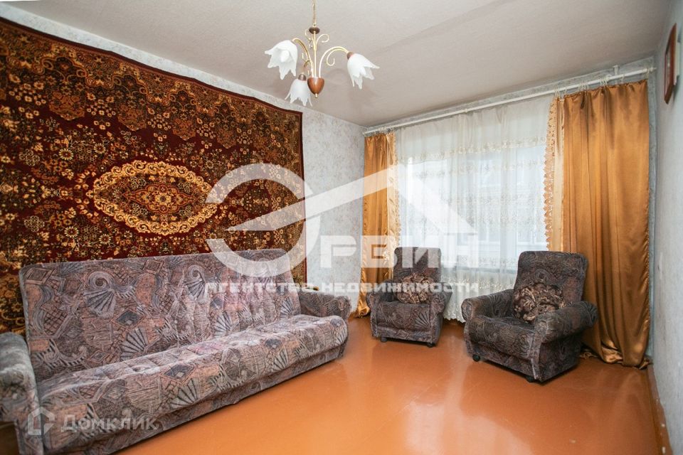 Продаётся 3-комнатная квартира, 51.5 м²