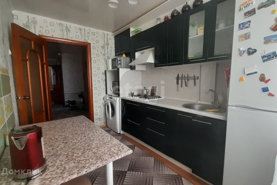 Продаётся 3-комнатная квартира, 58.9 м²