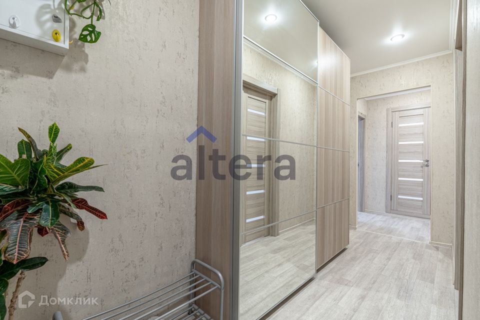 Продаётся 3-комнатная квартира, 65.9 м²