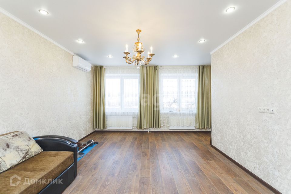 Продаётся 3-комнатная квартира, 97.6 м²