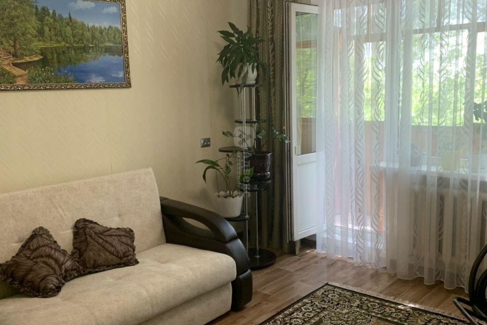 Продаётся 2-комнатная квартира, 42.7 м²