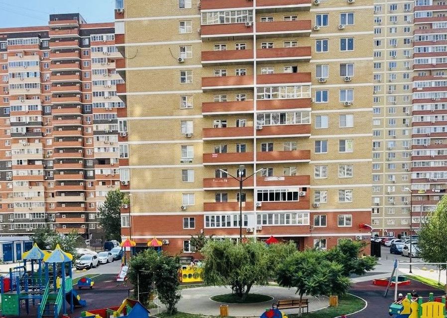 Продаётся 1-комнатная квартира, 45.42 м²