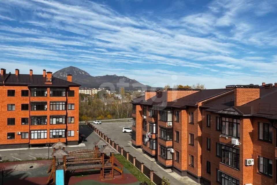 Продаётся 1-комнатная квартира, 43 м²