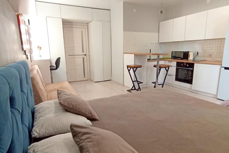 Продаётся 1-комнатная квартира, 42 м²