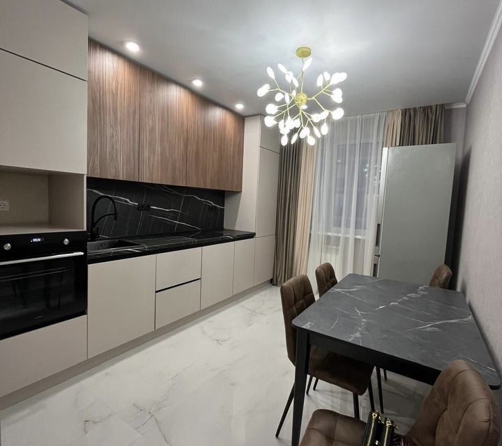 Продаётся 1-комнатная квартира, 40.7 м²