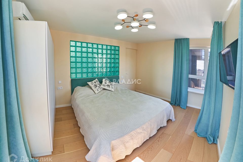 Продаётся 2-комнатная квартира, 64.7 м²