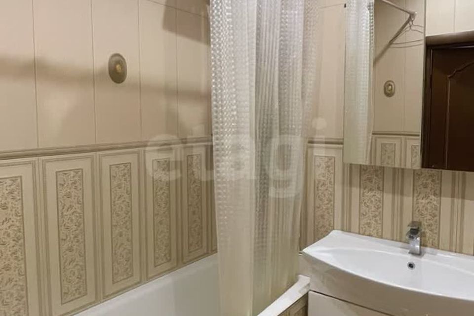 Продаётся 1-комнатная квартира, 44 м²
