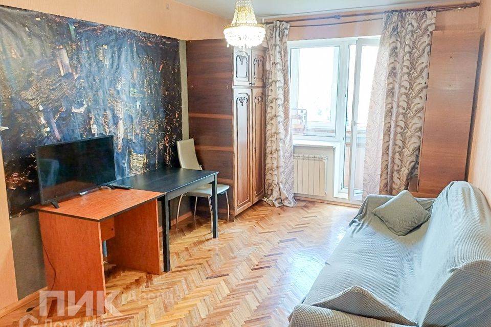Сдаётся 2-комнатная квартира, 56 м²
