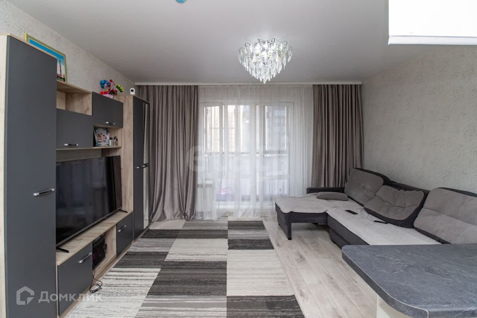 Продаётся 2-комнатная квартира, 56 м²